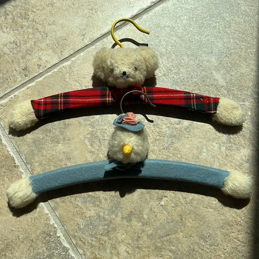 RARE Vintage Children Kids Clothing Coat Hanger Teddy Bear face 3D felt & duck